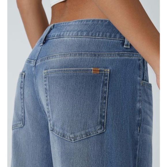 Halara Flex™ Asymmetric Low Rise Zipper Pockets Baggy Wide Leg - Picture 2 of 9